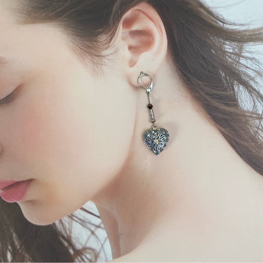 3/$20 Heartfelt Elegance: Silver Intricate Filigree Locket Earrings - Picture 3 of 5